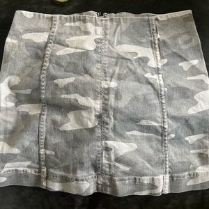 Pre-loved grey short tight mini skirt.